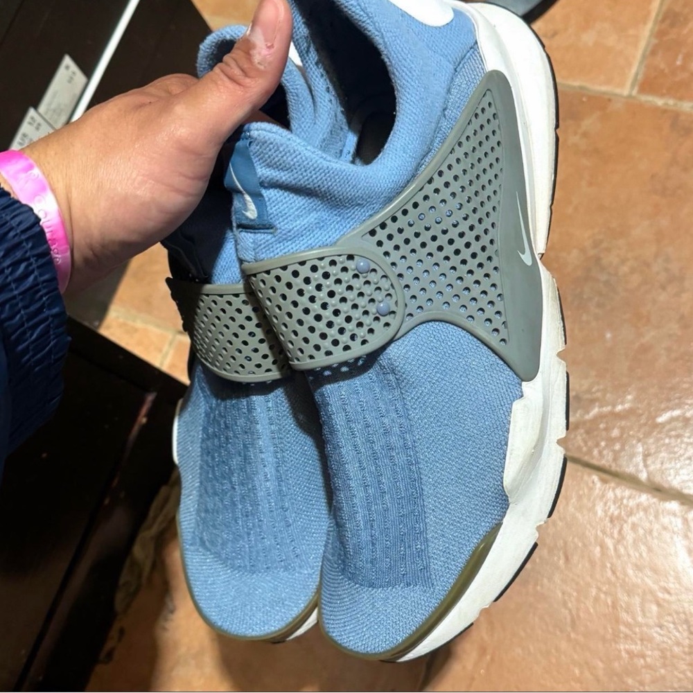 Nike sock dart sz 12